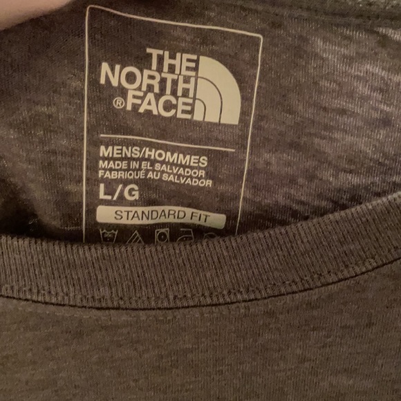 North Face Logo Tee - Picture 2 of 3